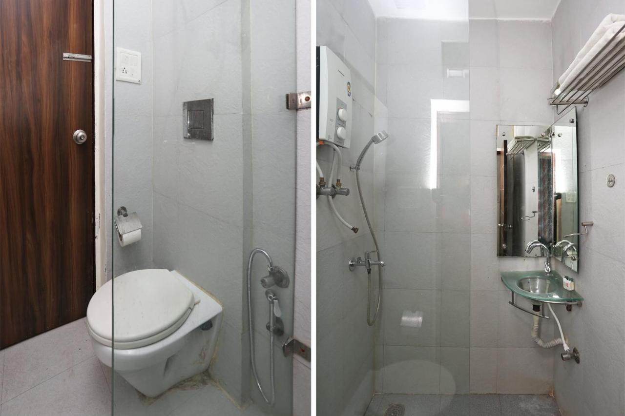 Oyo Flagship The Marc Blu Hotel Tājganj Екстериор снимка